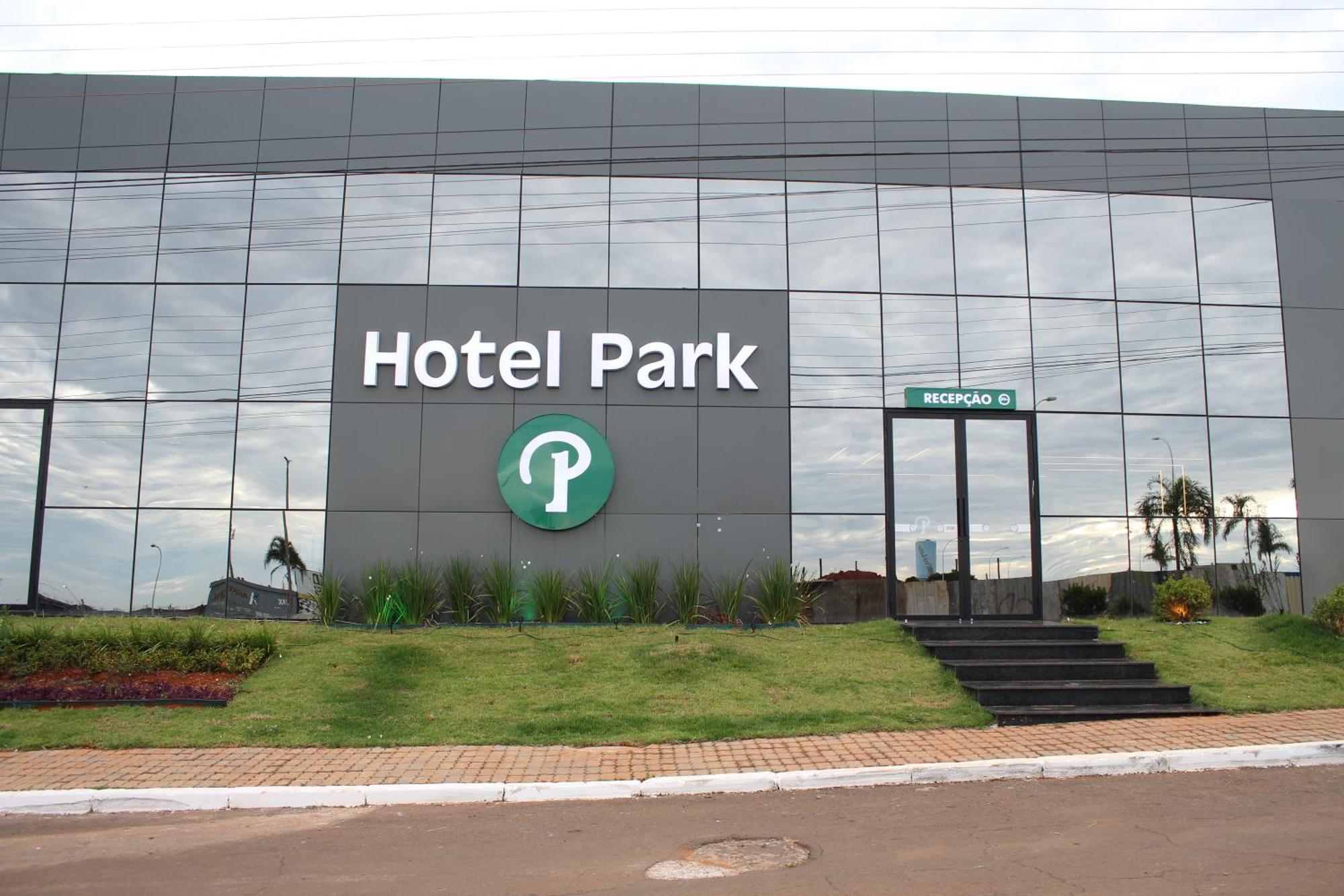 Hotel Park Valparaiso de Goias Exterior foto